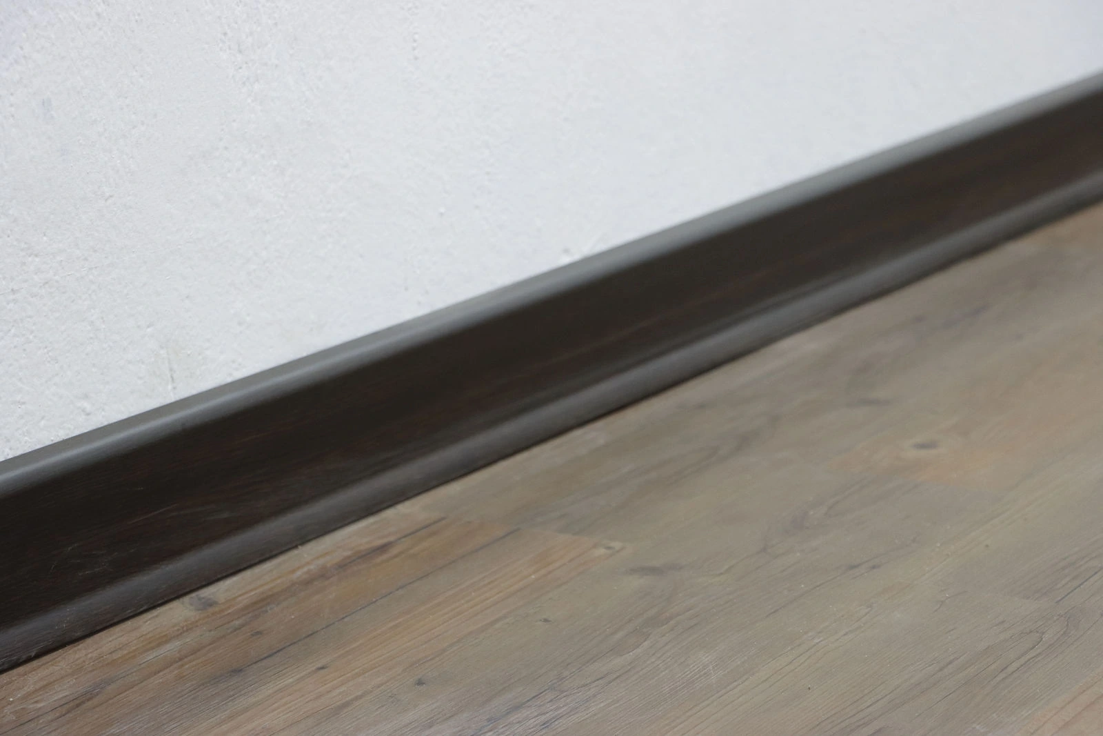 Kickboxing · piso UPVC, zócalo PVC y pintura blanca · 5