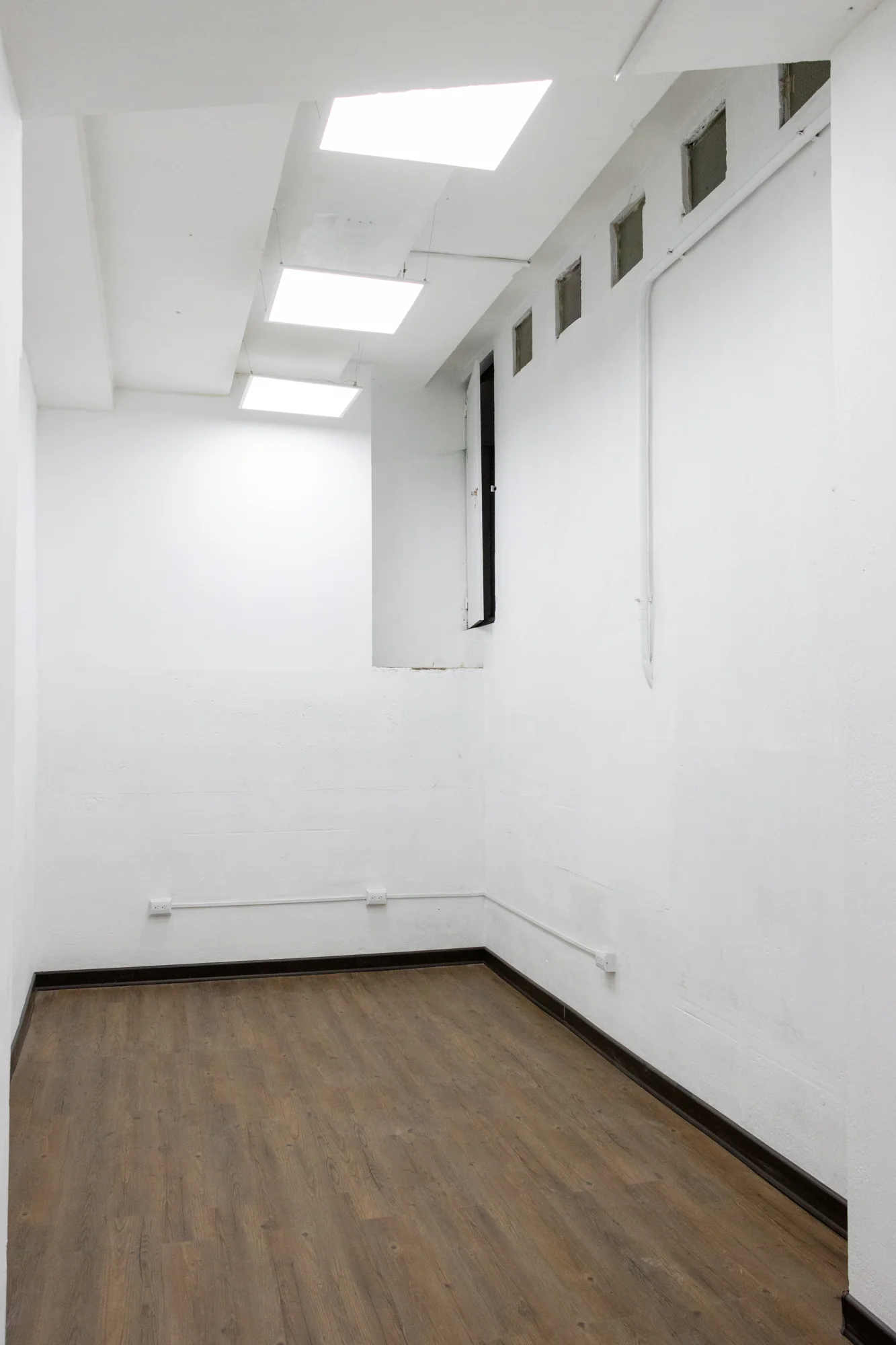 Oficina de Kickboxing · vista general de la iluminación