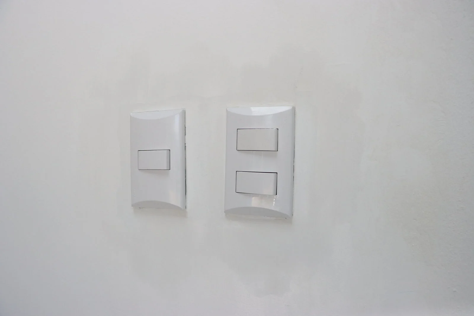 Salón de Kickboxing · detalle de interruptores